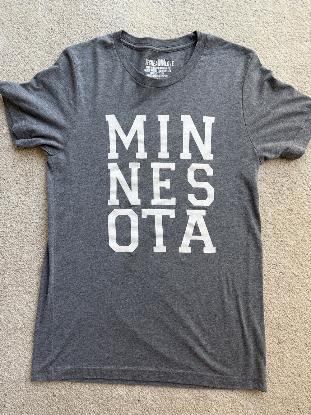 Gray Minnesota Letter Graphic Tee - Short Sleeve